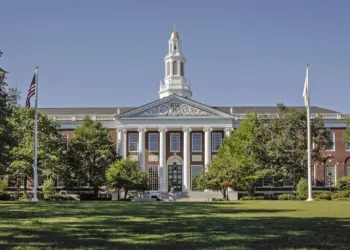 Harvard’s $699 course, where the professors are AI clones, is a hit