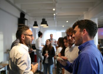 Why a diverse network beats a big one, according to new research